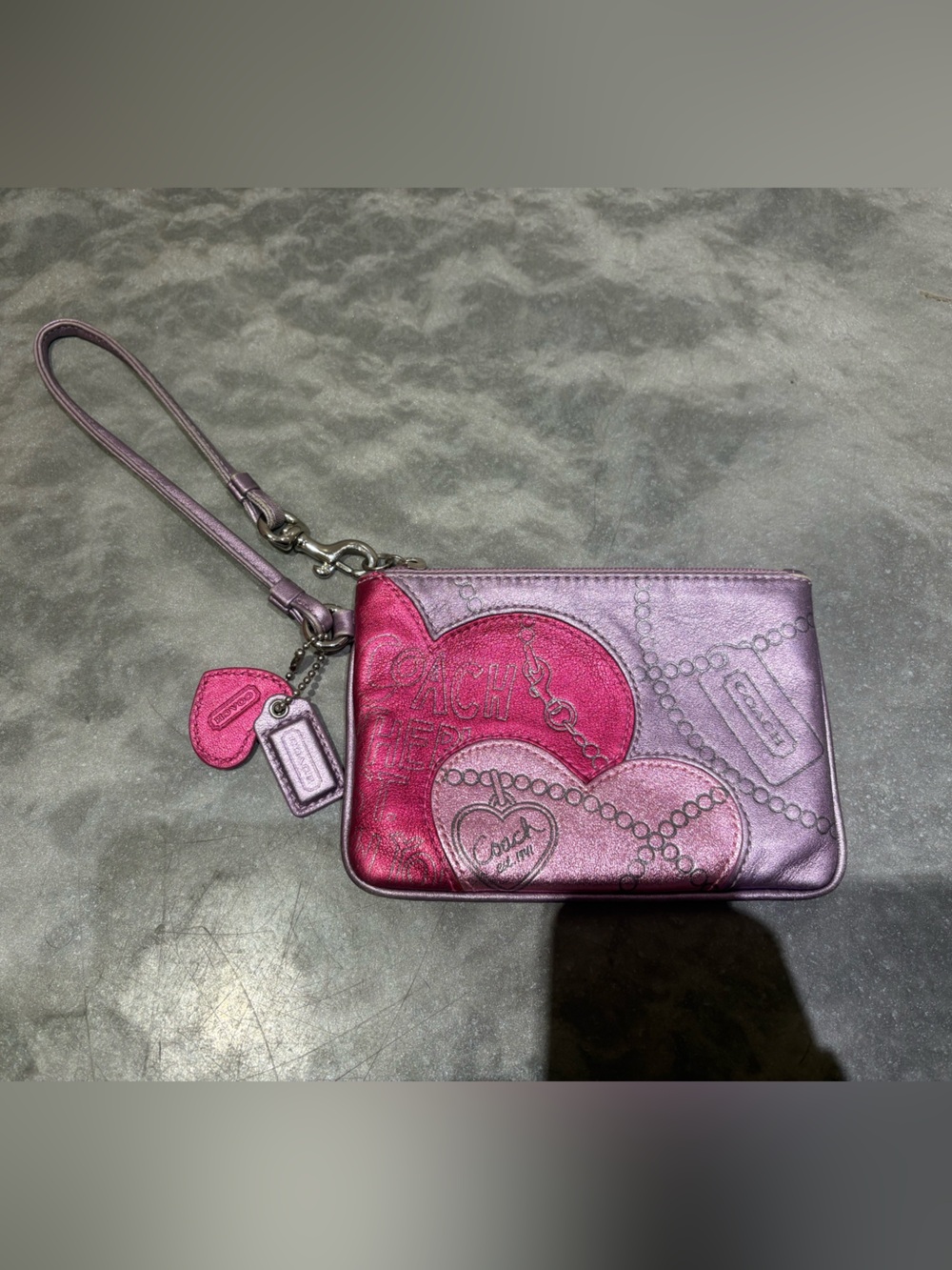 Coach Poppy Jewel Heart Metallic Leather Wristlet #43500 Y2K